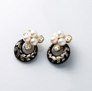 パールイヤリング【アコヤ真珠】